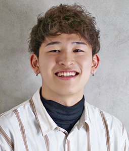 中島 秀人