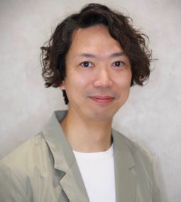 朝倉 慎一
